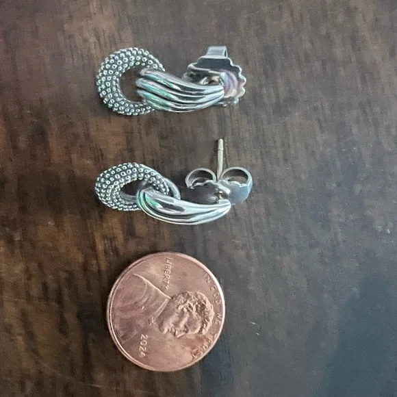 LAGOS Signature Caviar Beaded Drop Post Earrings - Picture 5 of 6